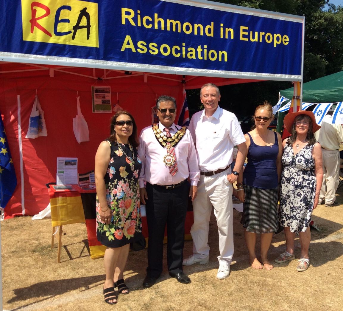mayor &amp; moormead fair2